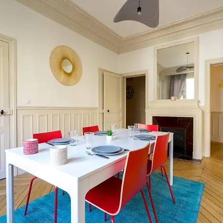 Apartment Charming Near Trocadero *
