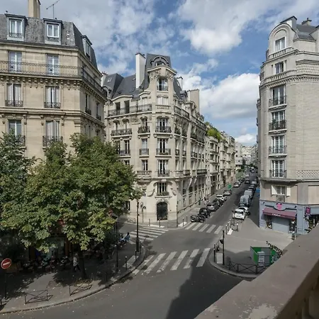 Charming Near Trocadero Apartment